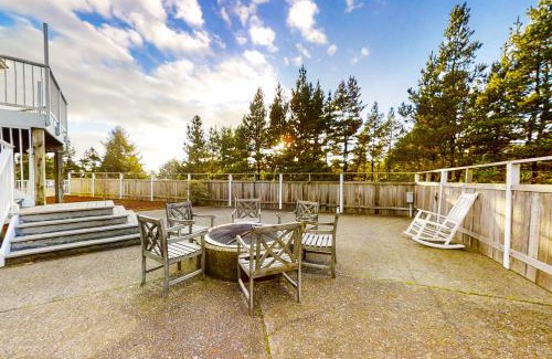Rockaway Beach House | Anchors Aweigh