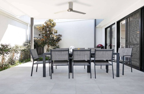 Shell Cove House | Anchors Rest Summary: