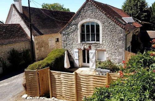 Vou House | Ancien studio d'artiste à la campagne