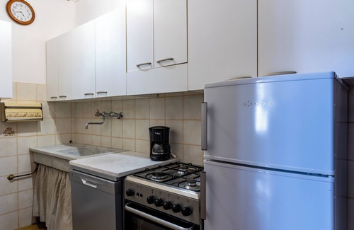 Colle di Val d'Elsa Apartment | Ancient App. Immersed in History