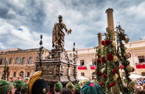 Santa Lucia House | Ancient Hospitality of the Borgo Bifocal