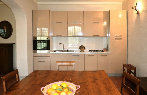 Corbara Cottage | ancient, restored villa in a farm house, private garden, pool in the farm