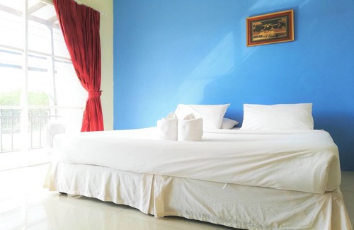 Thep Kasattri Hotel | Andaman Place