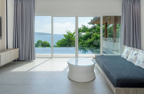 Patong Resort | Andamantra Resort and Villa Phuket