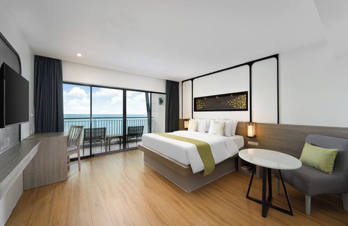 Patong Resort | Andamantra Resort and Villa Phuket