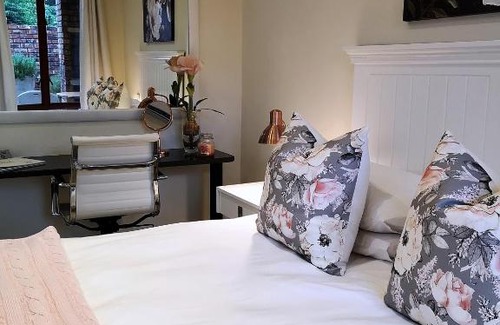 Pretoria Bed & Breakfast | Andante Lodge