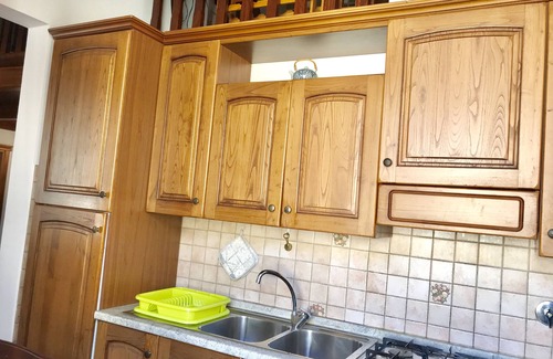 San Lorenzo Apartment | Andrea's House. Cls to all amenities.