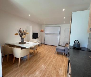 Ensues-la-Redonne Apartment | Andromède