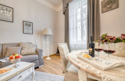 Monti House | Andromeda Luxury Apartment in Colosseum
