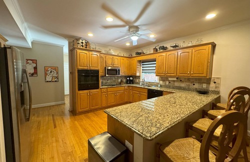 Cumming House | Angel Cove Family Vacation House