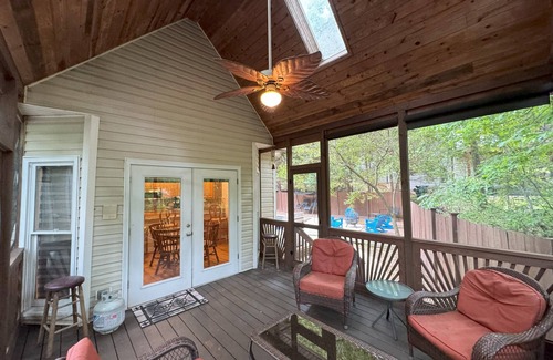 Cumming House | Angel Cove Family Vacation House