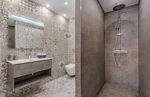 Callao Salvaje Apartment | Angel's Tropical Suite