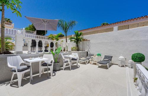 Callao Salvaje Apartment | Angel's Tropical Suite