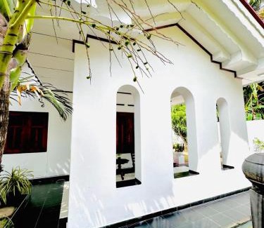 Tangalle House | Angel Villa Unakuruwa Tangalle