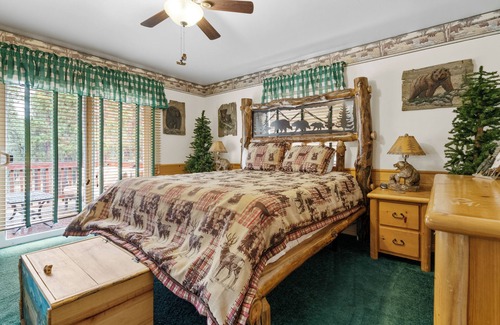 Fox Farm Cabin | Angels Seat - Beautiful log cabin with hot tub with a wood burning fireplace `