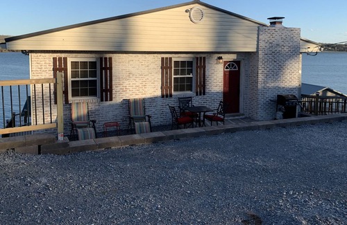 Chickamauga Lake House | Angler's Cove: Lake Chickamauga to Sale Creek, Tennessee