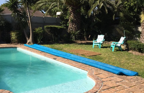 Durbanville Cottage | @Anina's Place Self Catering Accommodation