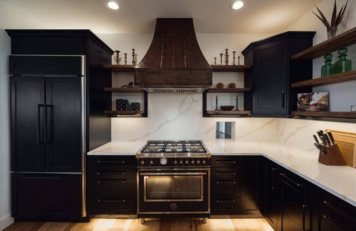 Williamsburg House | Ann Riley Farmhouse - Vineyard by Traverse City
