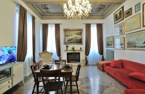 Old Town Apartment | Anna's House