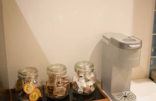 Yamacraw Village Apartment | Annabelle 2A - Studio In The Heart Of Night Life