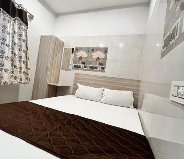 Velankanni Hotel | Annai viola residency - SYNK hotels