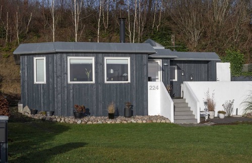 Diernæs House | "Annalie" - 50m from the sea by Interhome