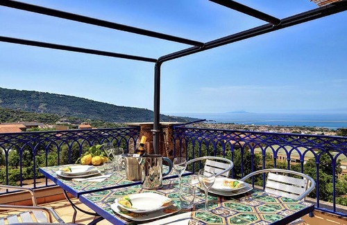 Piano di Sorrento Apartment | "Annamaria" Beautiful loft with panoramic view with free Wifi & A/C
