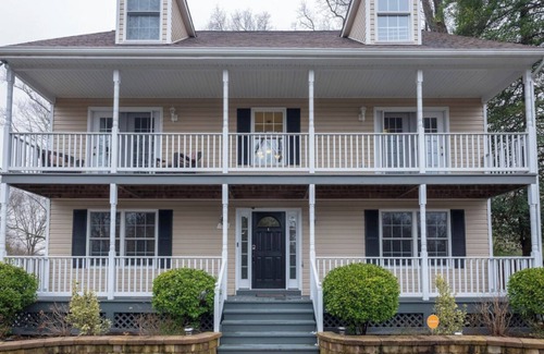 Cape Saint Claire House | Annapolis Retreat