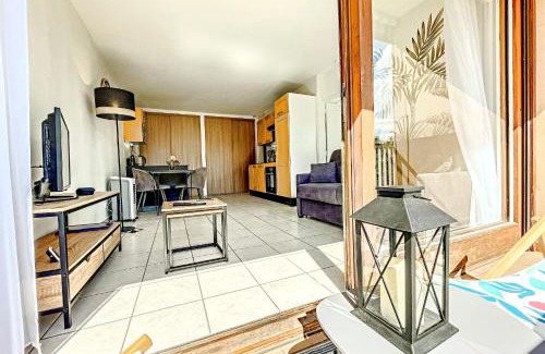 Novel Apartment | Annecy 1 bedroom Apt With Balcony