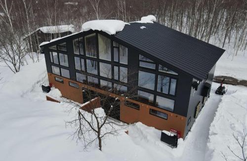 Niseko House | Annupuri Onsen Chalet