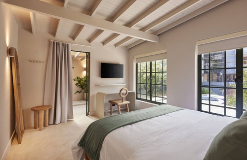 Patio Bonito Hotel | ANTÍPODA HOTEL