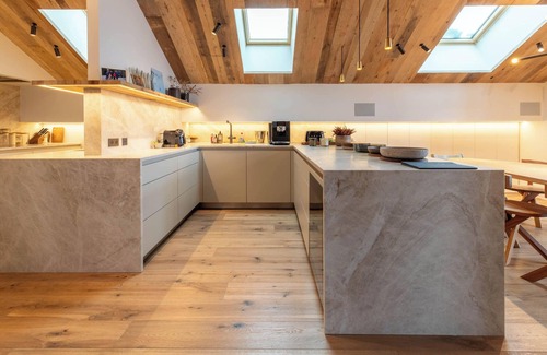 Meribel Apartment | Antarès URSA 501 - Amazing duplex penthouse ski in/out in Méribel