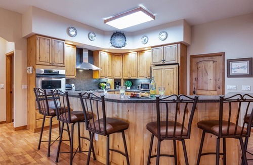 Pagosa Springs House | Antelope Ranch: Spacious Deck, Luxury Amenities, Mountain View Home Close to Hot Spring & Wolf Creek