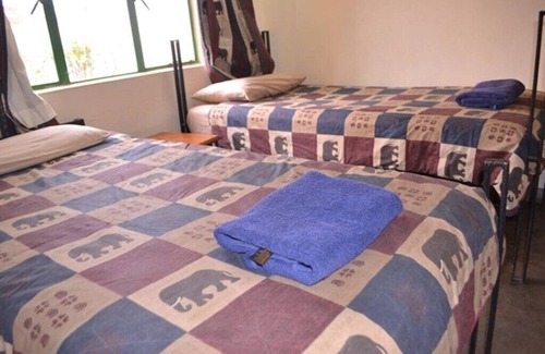 Victoria Falls Cabin | Antelope room for two