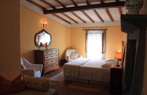 Colle di Buggiano House | Antica Casa le Rondini