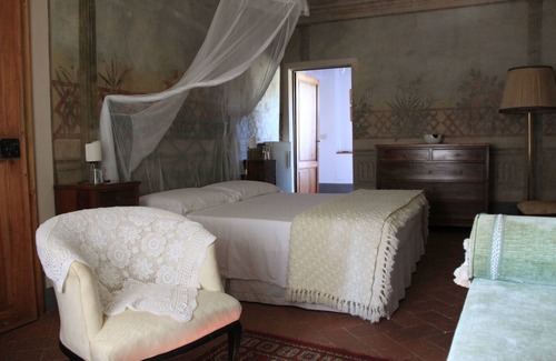 Colle di Buggiano House | Antica Casa le Rondini