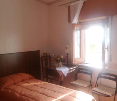 Regalbuto House | Antico Portale