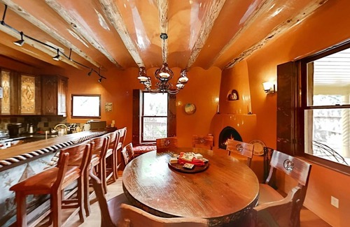 Downtown Santa Fe House | Antigua Inn-Private Historic East Side property steps from the Plaza.