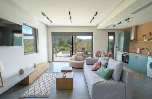 Archea Pissa Villa | Antinea Olympian Villa