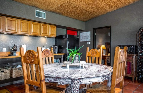 Pipe Creek House | Antler Run Ranch Cabin