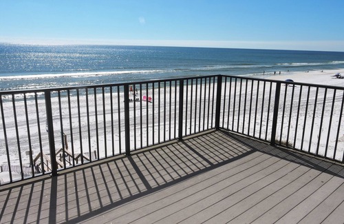 Miramar Beach House | Any Closer to the Beach, You'd Have Sand in Your Sheets! August Specials