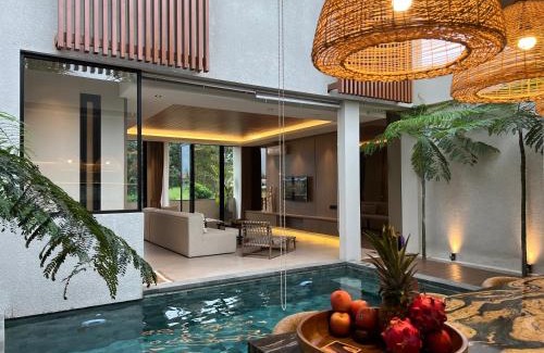 Batu Bolong Villa | Aora Tirta Villa in Canggu