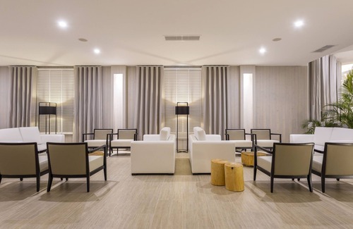 Aldeia das Acoteias Hotel | AP Adriana Beach Resort