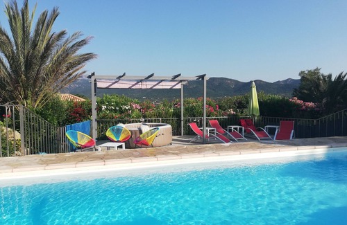 Pinarellu Apartment | Appartement Dans Villa Piscine ET SPA