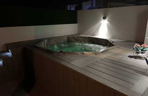 Llanos de Gurabo I Apartment | Apartment with Jacuzzi and private terrace