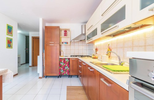 Costa Saracena-Castelluccio Apartment | Apartment 'Reysol Home' with Mountain View, Shared Pool & Wi-Fi
