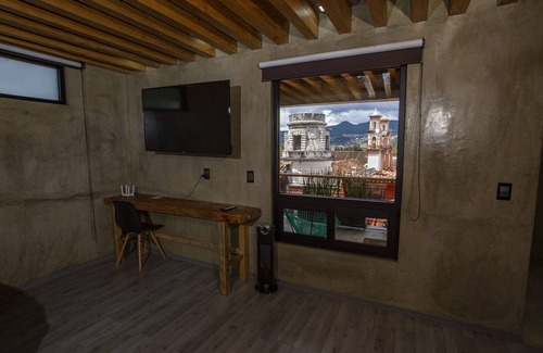 De La Merced Apartment | Apartment 3 with fireplace, CASA DON PEDRO FARO