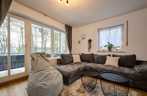 Straubing Apartment | Apanoxa Homes: Zentral I 2 Parkplätze I Netflix