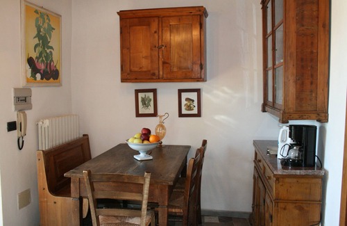 Greve in Chianti Apartment | Aparment in a Villa in Greve,pool,terrace,Wi-Fi,barbecue,quiet location,sleep 4