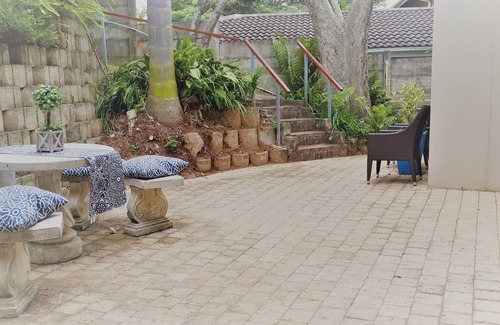 Salt Rock Apartment | Apart 7min walking distance to beach & Wi-Fi